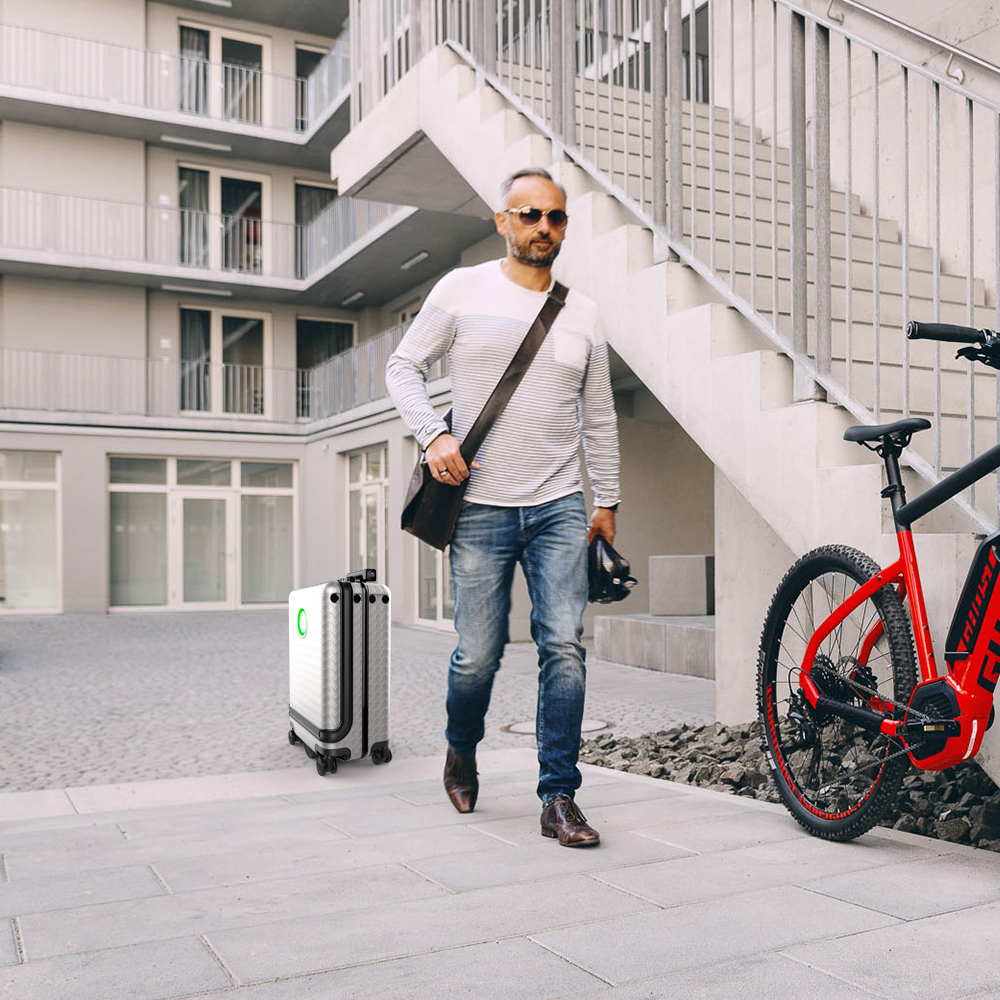 Airwheel SR5 intelligent auto following suitcase.