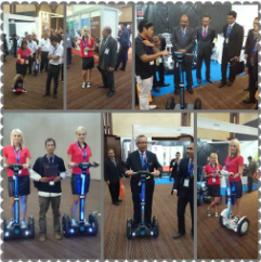 Airwheel do inteligente, auto balanceamento de duas rodas scooter, o S3, apareceu na Crimeia turismo Show realizado de 4 a 6 de mar?o, 2015 na Ucrania.