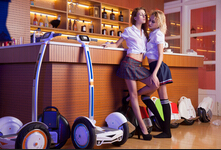 Airwheel scooter elétrico de auto-equilíbrio traz-lhe um passeio emocionante.