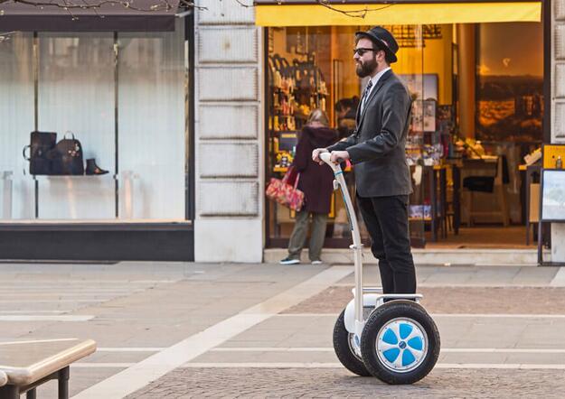 Airwheel S5 può negoziare il ruvido sezione del viaggio.