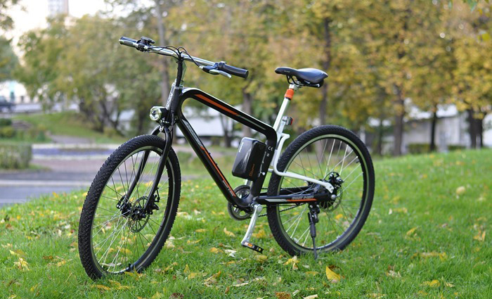 Airwheel R8 tour electric bike