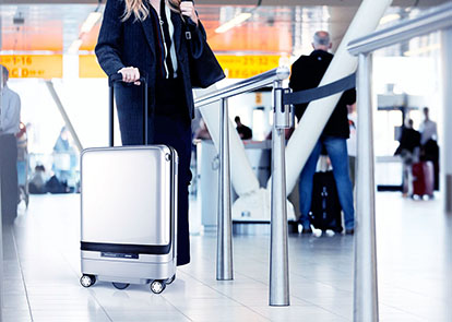 Airwheel SR5 smart suitcase