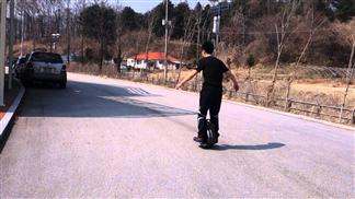 Airwheel, one wheel electric scooter, electric scooter