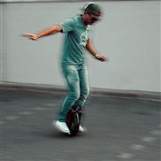 Airwheel, سكوتر بعجلة واحدة, سكوتر التوازن الذاتي