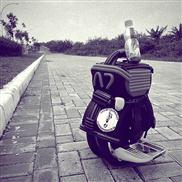 Airwheel, دراجة التوازن الذاتي, سكوتر كهربائي متوازن ذاتيا