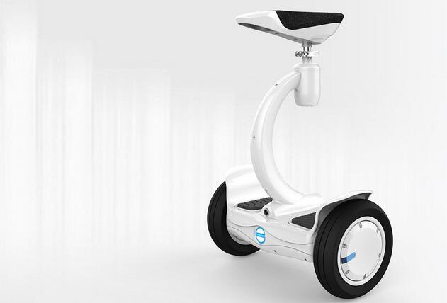 La taille compacte de Airwheel S8 est sûrement de laisser une profonde impression sur vous.