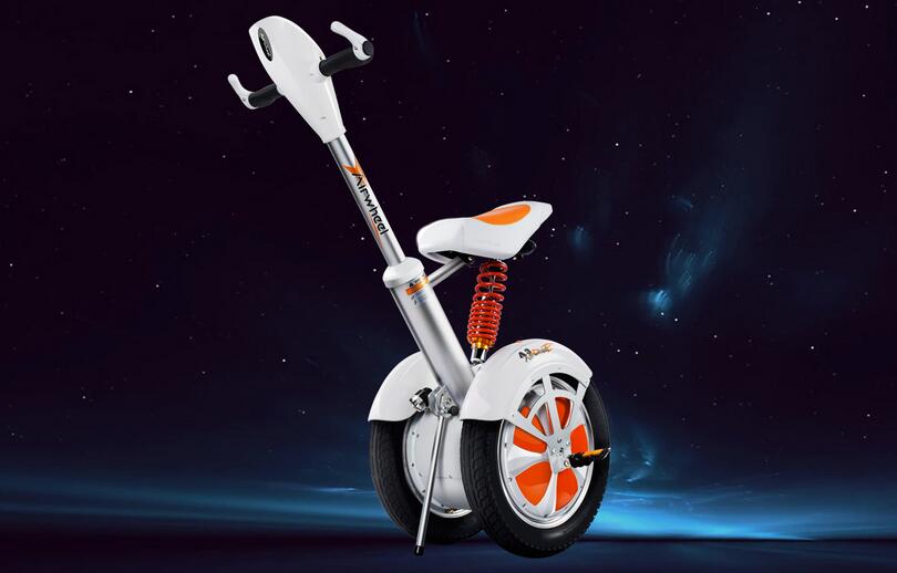 في الوقت نفسه، Airwheel بتثبيت نظام إنذار سرعة في A3 حيث أنه سيتم تذكيرك المتسابق لإبطاء بمجرد أنه يسرع مفرطة. أيضا، يعني قدرة البطارية الأكبر مدى أطول.