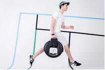 Uma forma de entretenimento diferente de destress - Airwheel auto-equilíbrio "trotinette"