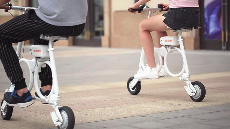  Para alterar tal dilema não é difícil, e talvez uma Airwheel E3 mochila e bicicleta pode resolver o problema.