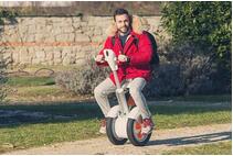 Não deixe o futuro deixa para trás, obtendo uma Scooter Airwheel legal